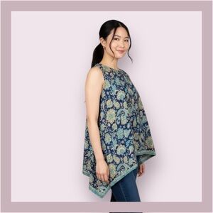 Cyn by Cynthia Mehra Asymmetrical Floral Sleeveless Blouse